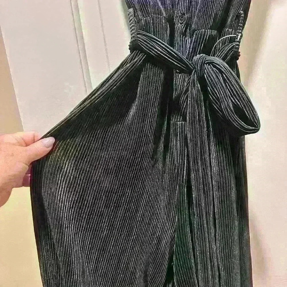 NWT Elegant Sleeveless Jumpsuit Size L - Picture 6 of 7